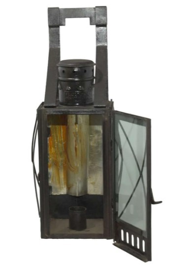 Оригинальный свечной фонарь (СССР), до 1950 года, замок-крючок